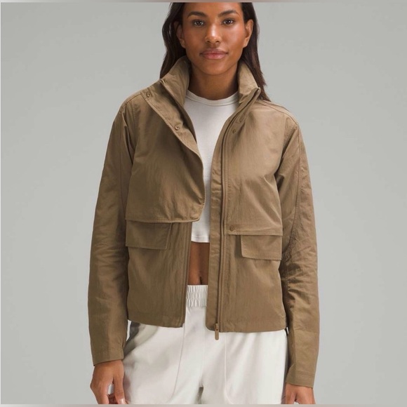 lululemon Always Effortless Jacket in Khaki Brown - Picture 6 of 6